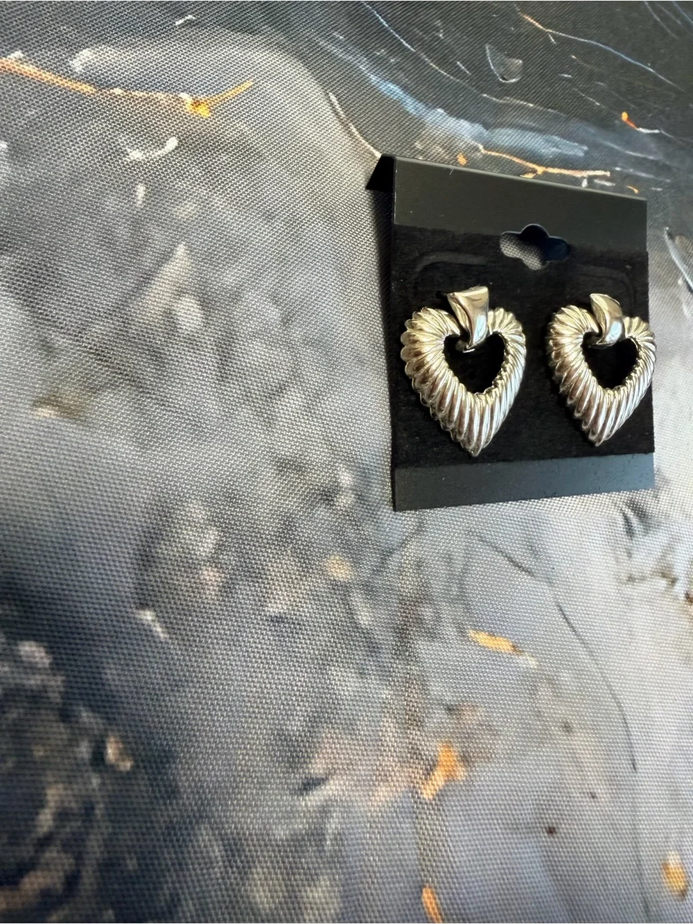 Metal heart earrings Vintage